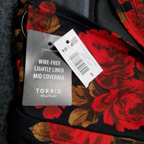 Torrid Retro Built-up One Piece Swimsuit Size 3 - Picture 5 of 8